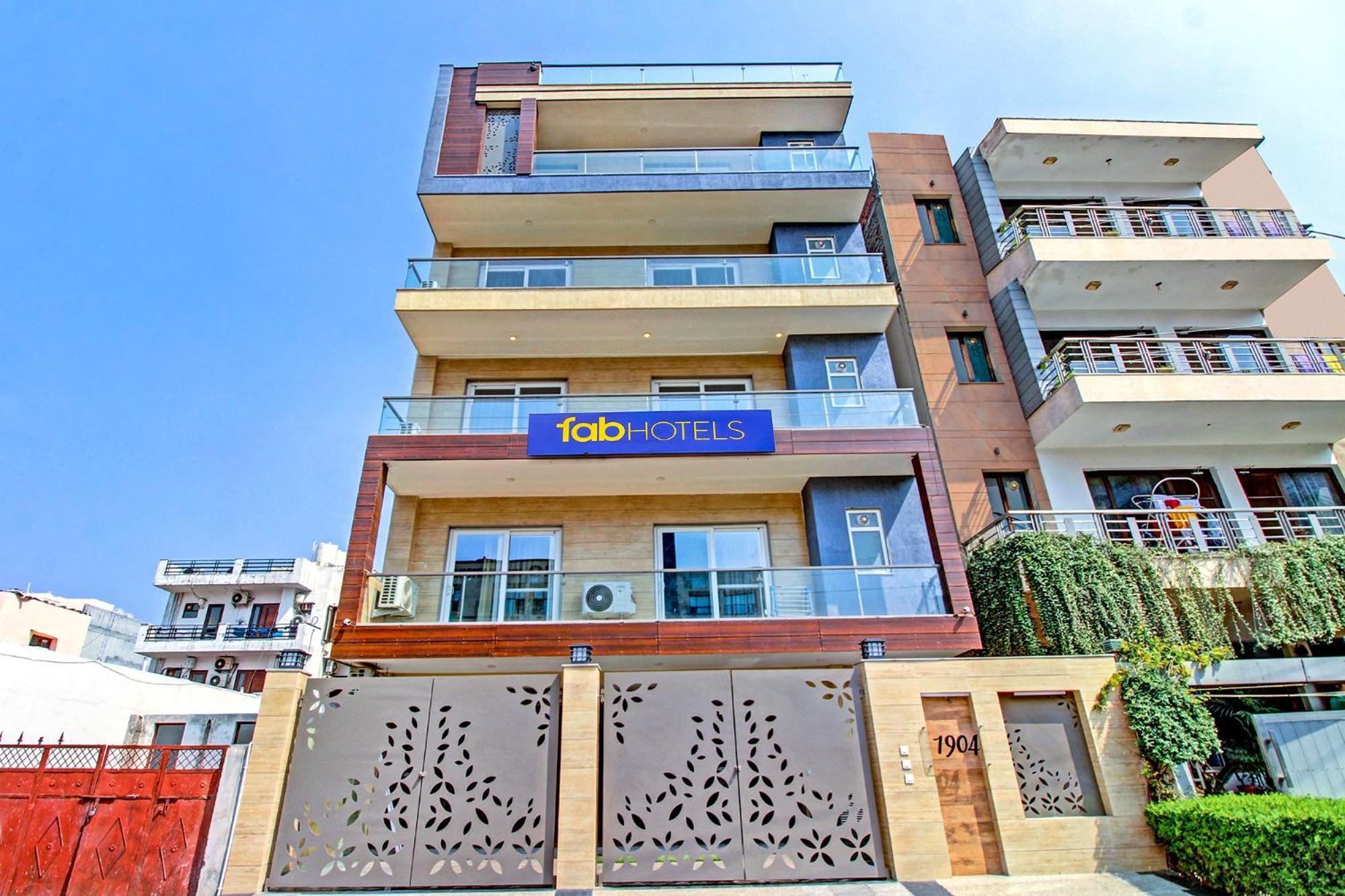 FabHotel Soft Petals Gurgaon Eksteriør billede