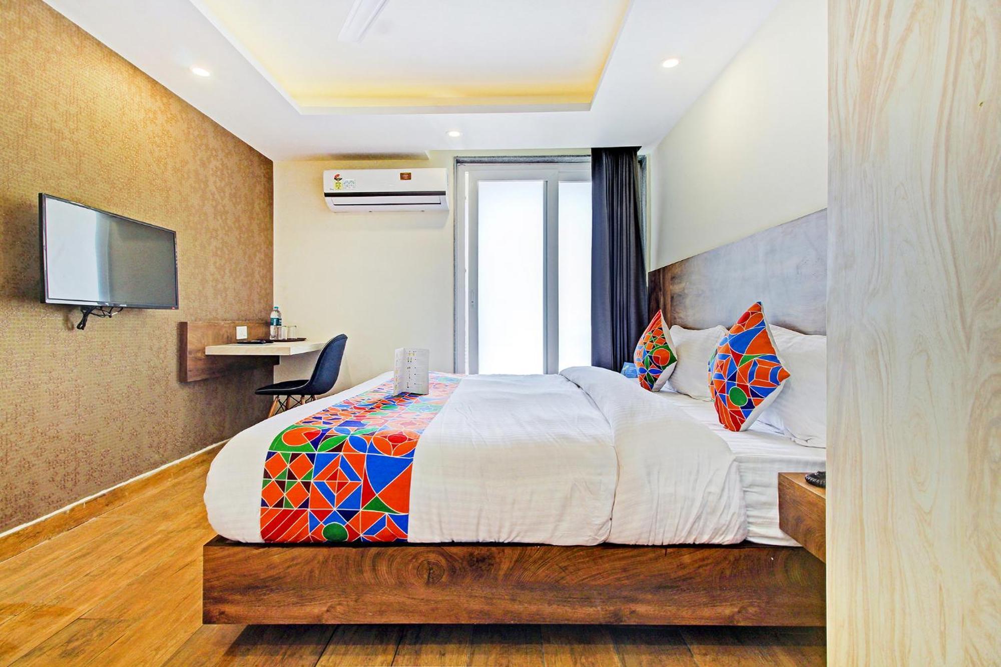 FabHotel Soft Petals Gurgaon Eksteriør billede